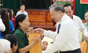 Tổng Bí thư, Chủ tịch nước tri ân người có công tỉnh Quảng Trị