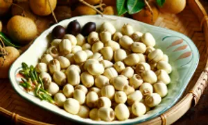 5 nhóm người cần thận trọng khi ăn hạt sen